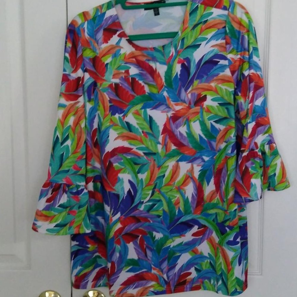 Slinky Brand Beautiful Bright Top